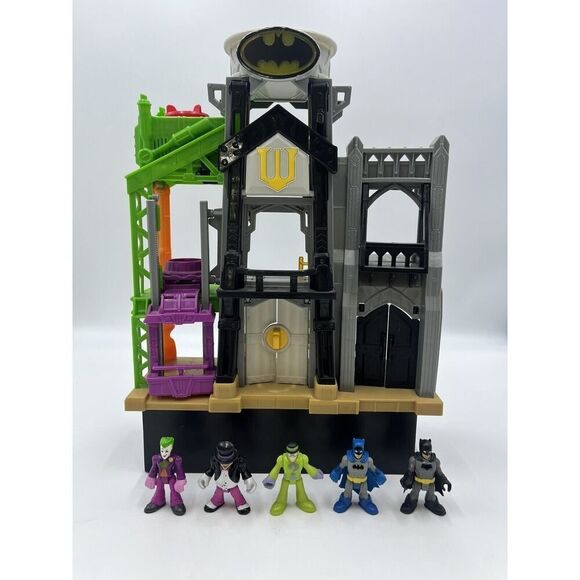 BATMAN Wayne Manor 2015 Fisher-Price IMAGINEXT PLAYSET HERO With Figures - Picture 1 of 6